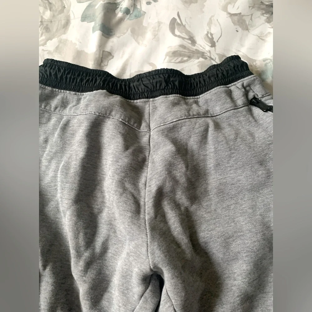 Nike Track Bottom - Picture 7 of 8